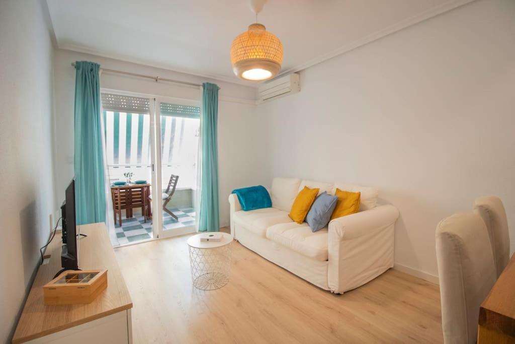 Feines Appartement Mit Hafenblick سانتا بولا المظهر الخارجي الصورة