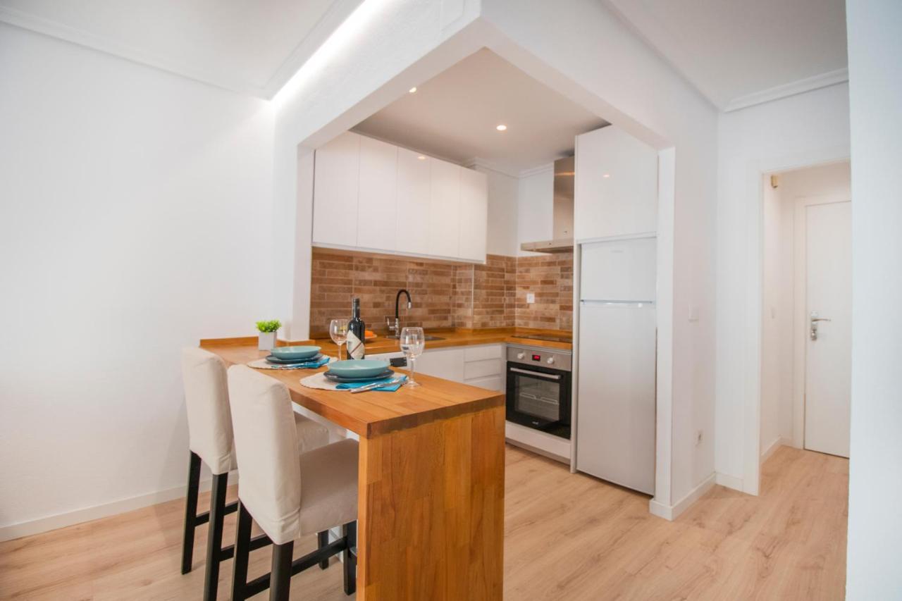 Feines Appartement Mit Hafenblick سانتا بولا المظهر الخارجي الصورة