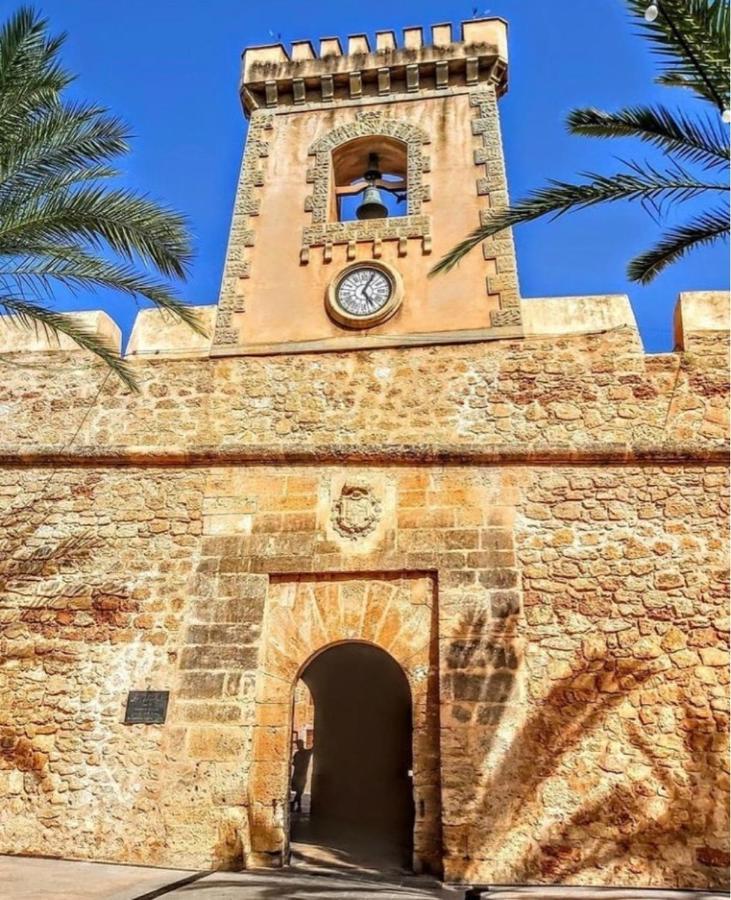 Feines Appartement Mit Hafenblick سانتا بولا المظهر الخارجي الصورة